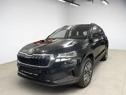 Schwarzmagic perleffekt Gebraucht 2025 Skoda Karoq Tour SUV | 33.960 € (Fairer Preis)