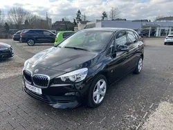 Schwarz Gebraucht 2018 BMW 225 Advantage Van / Kleinbus | 14.890 € (Guter Preis)