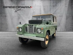 Grün Gebraucht 1974 Land Rover 88 SUV | 34.999 €