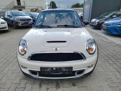 Weiß Gebraucht 2011 Mini Cooper Kleinwagen | 8.950 € (Fairer Preis)