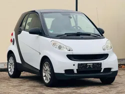 Weiß Gebraucht 2007 Smart ForTwo Coupé Basis Coupé | 3.490 € (Fairer Preis)