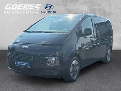 Blau Gebraucht 2023 Hyundai Staria Van | 44.940 € (Fairer Preis)