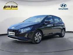 Schwarz Gebraucht 2024 Hyundai i20 Trend Kleinwagen | 21.440 € (Teuer)