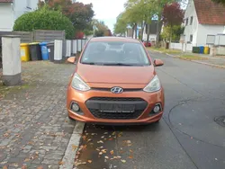New orange / mic Gebraucht 2014 Hyundai i10 Intro Edition Kleinwagen | 5.750 € (Fairer Preis)