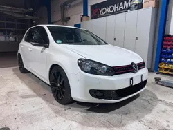 Weiß Gebraucht 2012 VW Golf VI Style Limousine | 8.499 € (Etwas zu teuer)