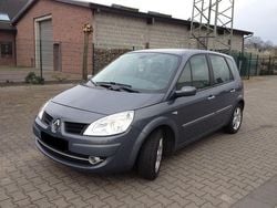 Grau metallic Gebraucht 2007 Renault Scénic II Van / Kleinbus | 6.800 €