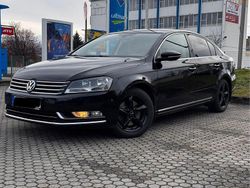 Schwarz Gebraucht 2011 VW Passat Limousine | 7.800 € (Teuer)