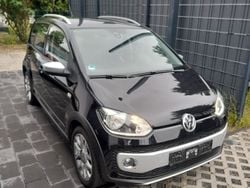 Schwarz Gebraucht 2013 VW cross up! Kleinwagen | 7.900 € (Fairer Preis)