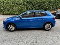 Blau Gebraucht 2024 Skoda Fabia Essence Limousine | 14.980 € (Superpreis)