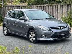 Grau Gebraucht 2012 Hyundai i30 Limousine | 1.990 € (Superpreis)