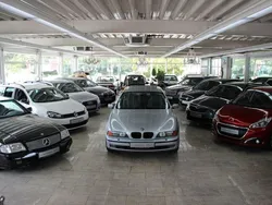 BMW 528