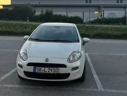 Weiß Gebraucht 2015 Fiat Punto Kleinwagen | 4.500 € (Guter Preis)
