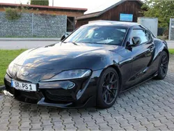Schwarzmetallic (metallic) Gebraucht 2024 Toyota Supra Coupé | 64.400 € (Fairer Preis)