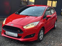 Rot Gebraucht 2016 Ford Fiesta ST-Line Kleinwagen | 5.999 € (Guter Preis)