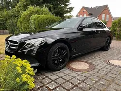 Schwarz Gebraucht 2016 Mercedes E200 Avantgarde Limousine | 22.500 € (Etwas zu teuer)