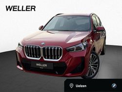Fire red (rot) Neu 2025 BMW X1 M Sport SUV | 52.490 € (Guter Preis)
