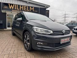 Grau Gebraucht 2024 VW Touran Van / Kleinbus | 29.999 € (Guter Preis)
