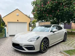 Grau Gebraucht 2018 Porsche Panamera Turbo S Limousine | 52.900 € (Superpreis)