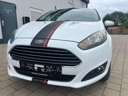 Weiß Gebraucht 2013 Ford Fiesta SYNC Edition Kleinwagen | 4.600 € (Fairer Preis)