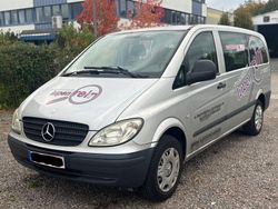 Silber Gebraucht 2009 Mercedes Vito Van / Kleinbus | 5.200 € (Guter Preis)