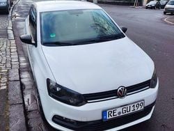 Weiß Gebraucht 2016 VW Polo Trendline Kleinwagen | 4.500 € (Guter Preis)