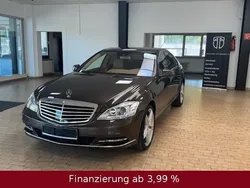 Braun Gebraucht 2011 Mercedes S500 AMG Limousine | 28.900 € (Teuer)