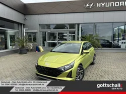 Lucid lime / met (gelb) Neu 2024 Hyundai i20 Trend Limousine | 20.480 € (Guter Preis)