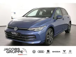 Blau Gebraucht 2024 VW Golf VIII Edition Limousine | 30.680 € (Fairer Preis)