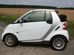 Weiß Gebraucht 2009 Smart ForTwo Cabrio Pulse Cabrio | 6.999 € (Etwas zu teuer)