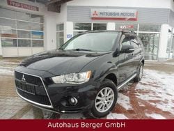 Schwarz Gebraucht 2011 Mitsubishi Outlander SUV | 2.250 €