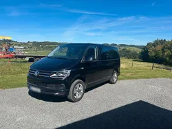 Schwarz Gebraucht 2017 VW T6 Van | 38.250 € (Fairer Preis)