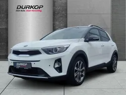 Weiß Gebraucht 2019 Kia Stonic Spirit SUV | 14.180 € (Fairer Preis)