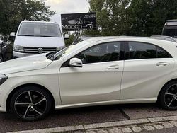 Weiß Gebraucht 2015 Mercedes A200 Kleinwagen | 15.250 € (Guter Preis)