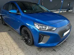 Blau Gebraucht 2018 Hyundai Ioniq Premium Limousine | 10.000 € (Fairer Preis)