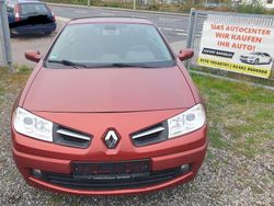 Rot Gebraucht 2009 Renault Mégane Cabriolet Cabrio | 2.099 € (Fairer Preis)