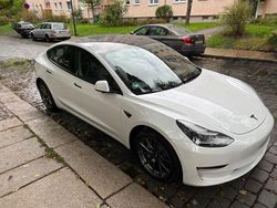 Weiß Gebraucht 2021 Tesla Model 3 Long Range AWD Limousine | 31.500 € (Fairer Preis)
