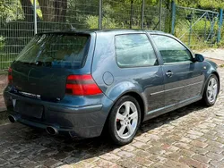 Grau Gebraucht 2000 VW Golf IV Highline Limousine | 2.850 € (Superpreis)