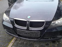 Schwarz Gebraucht 2008 BMW 318 Kombi | 2.200 € (Guter Preis)