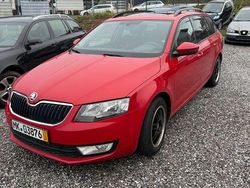 Rot Gebraucht 2014 Skoda Octavia Ambition Kombi | 5.499 € (Fairer Preis)