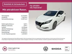 Weiß Gebraucht 2018 Nissan Leaf N-Connecta Kleinwagen | 12.380 € (Etwas zu teuer)