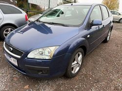 Blau Gebraucht 2006 Ford Focus Limousine | 3.390 € (Teuer)