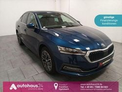 Blau Gebraucht 2021 Skoda Octavia Style Limousine | 17.770 € (Guter Preis)