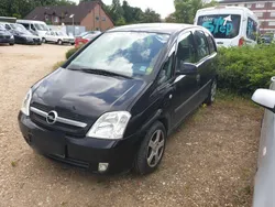 Schwarz Gebraucht 2004 Opel Meriva Van / Kleinbus | 800 € (Guter Preis)