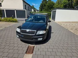 Schwarz Gebraucht 2008 Skoda Octavia Elegance Kombi | 2.700 € (Fairer Preis)