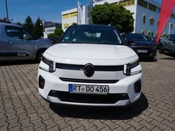 Weiß Neu 2025 Citroën C3 Kleinwagen | 19.900 € (Etwas zu teuer)