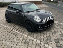 Schwarz Gebraucht 2012 Mini Cooper D Kleinwagen | 5.899 € (Etwas zu teuer)