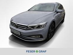 Mondsteingrau Gebraucht 2022 VW Passat Elegance Kombi | 25.940 € (Teuer)