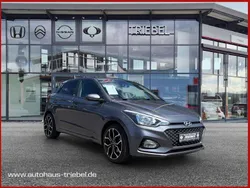 Grau Gebraucht 2020 Hyundai i20 Trend Limousine | 11.790 € (Superpreis)