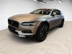 Silber Gebraucht 2024 Volvo V90 CC Ultimate Kombi | 51.890 € (Etwas zu teuer)