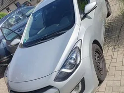 Grau Gebraucht 2014 Hyundai i30 Trend Kombi | 6.500 € (Fairer Preis)